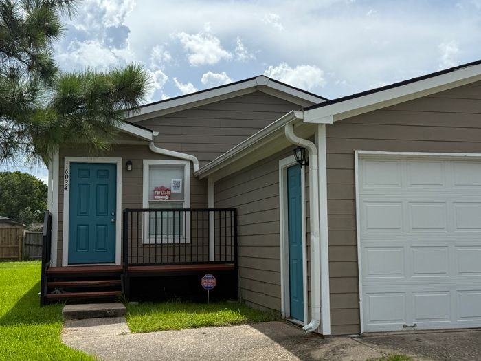 Clarke Springs - Unit 16034M - Exterior