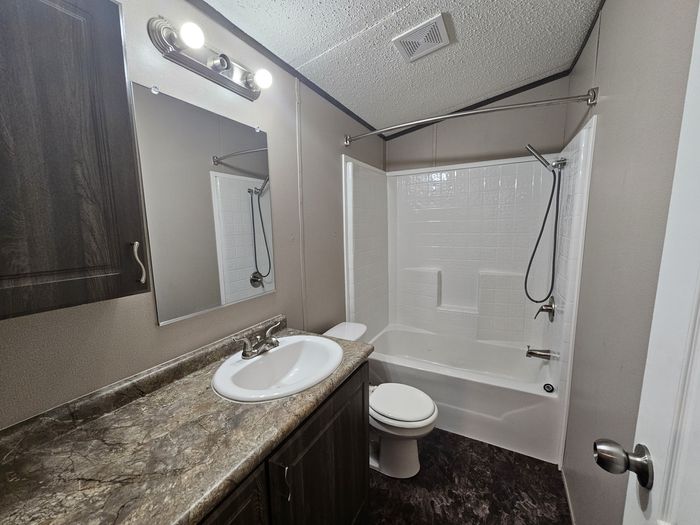 Somer MHP - Unit 1245P - Bathroom