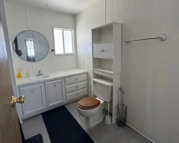 Agave Village LLC - Unit G12 - Bathroom