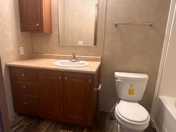 Pasadena MHC - Unit FRE2312 - Bathroom