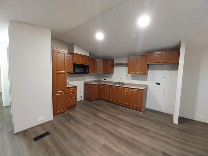 Sleepy Hollow - Unit 5 - Kitchen