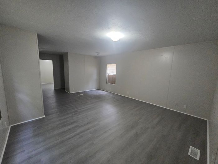 Clayton MHP - Unit 52 - Interior