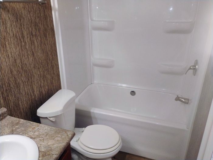The Orchards/Paradise - Unit 26 - Bathroom