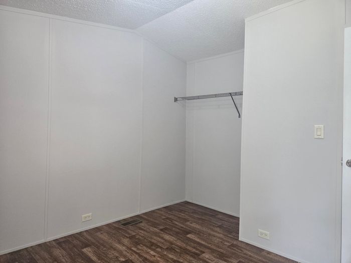 Bluegrass Meadows - Unit D46 - Bedroom