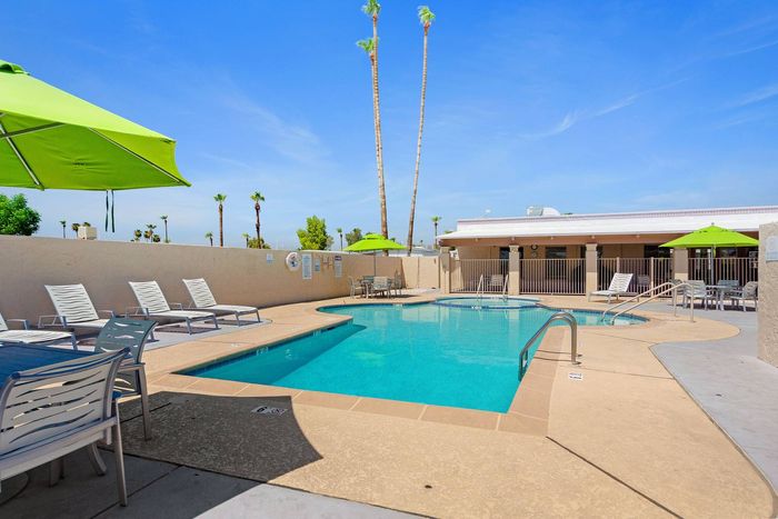 Grand Missouri - Unit 205