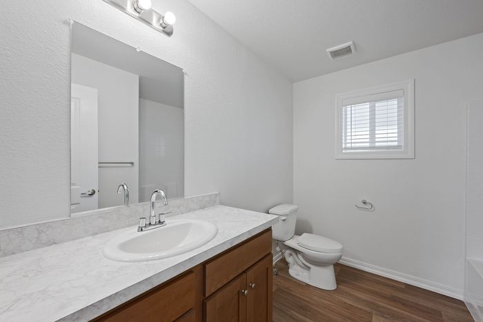 The Lakes at Hemet West - Unit 62 - Bathroom
