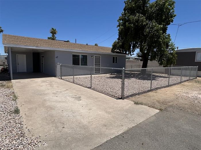Villa Bella (Cheri Lynn) - Unit 47 - Exterior, Street View