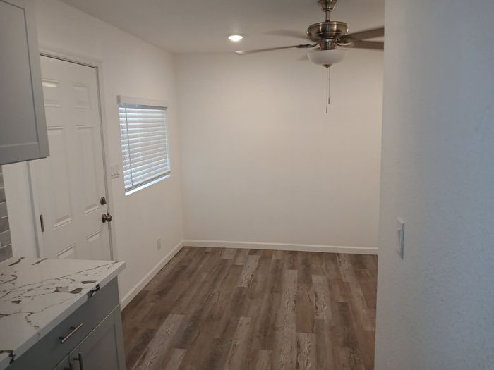 Rosehaven Estates & RV Resort - Unit 411 - Interior