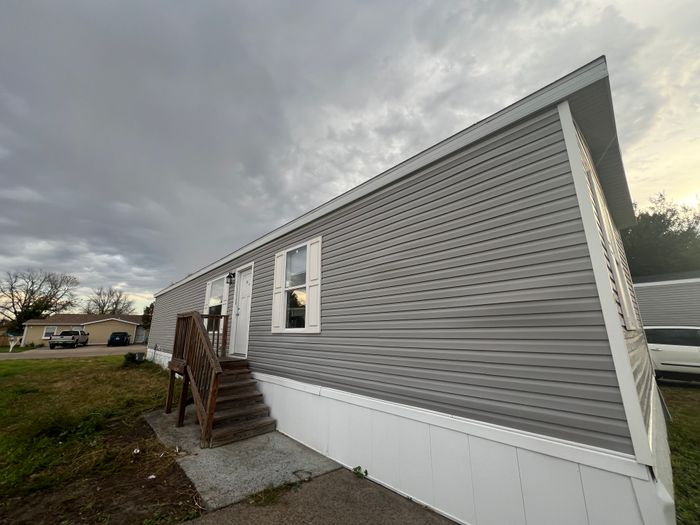 Cottonwood Terrace NE - Unit 1B - Exterior, Street View