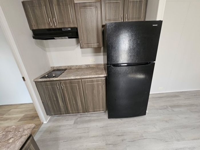 Imperial MHC - Unit J74 - Kitchen