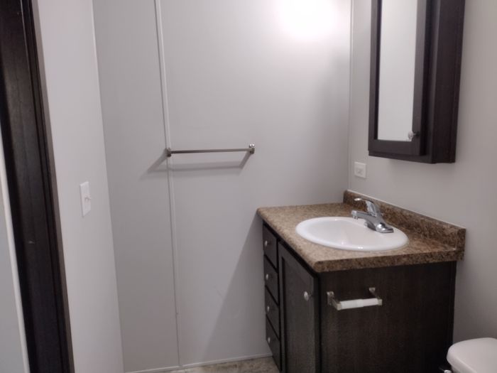 Pasadena MHC - Unit PRE3372 - Bathroom