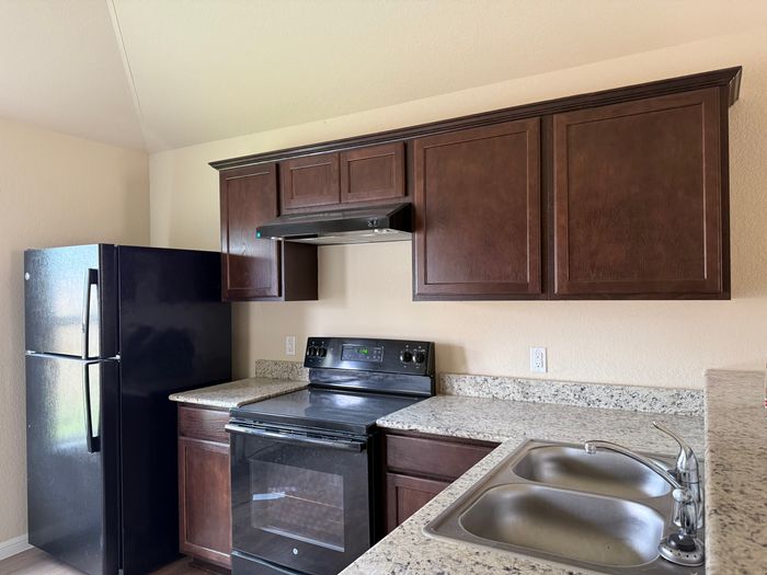 Clarke Springs - Unit 4519I - Kitchen