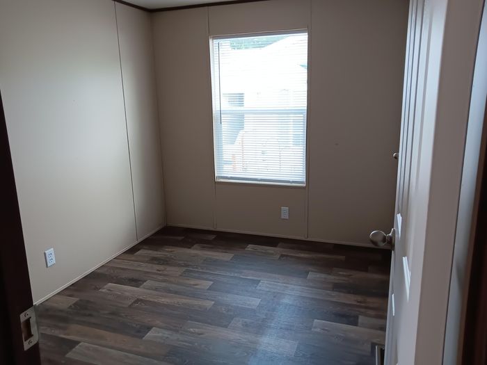 Pine Crest - Unit 15 - Bedroom