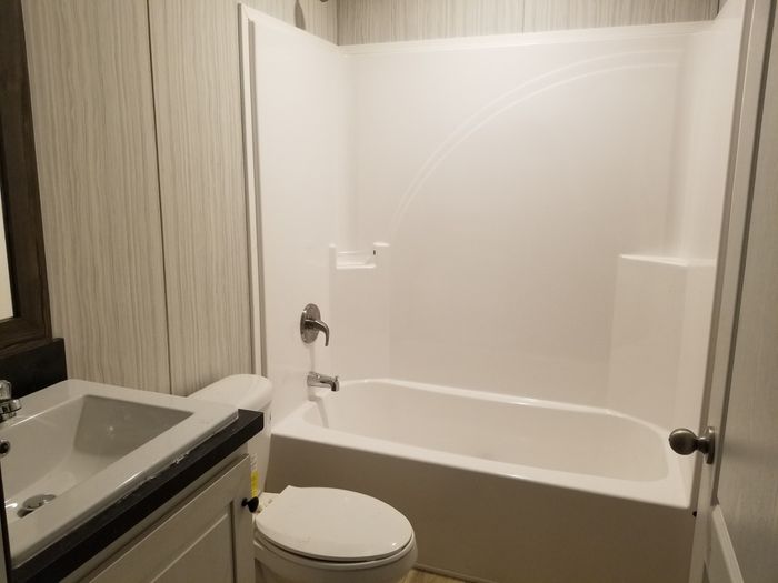 Riverside Crossing - Unit 20 - Bathroom