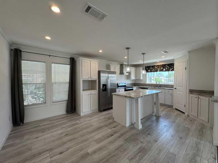 Lakewood Village MHC and RV Resort - Unit 98 - Kitchen