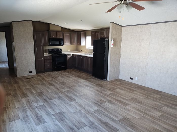 Gateway RV - Unit 22 - Interior