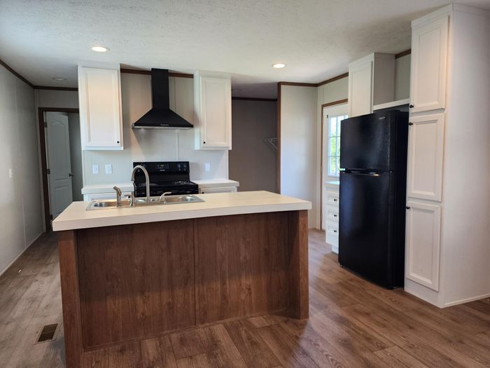 Plum Creek - Unit 33SP - Kitchen