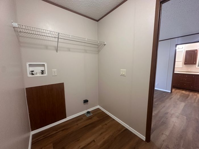 Birchwood MHP - Unit 152 - Interior