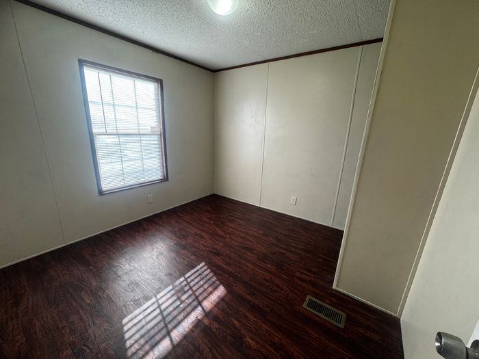 The Orchards/Paradise - Unit 75 - Bedroom