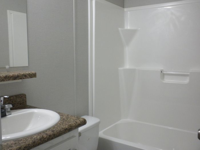 Riverview Estates - Unit 44 - Bathroom
