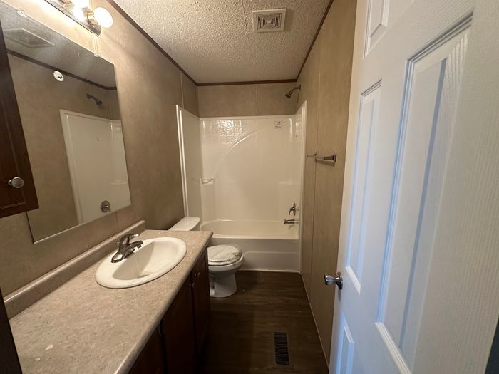 Ravines - Unit 195 - Bathroom