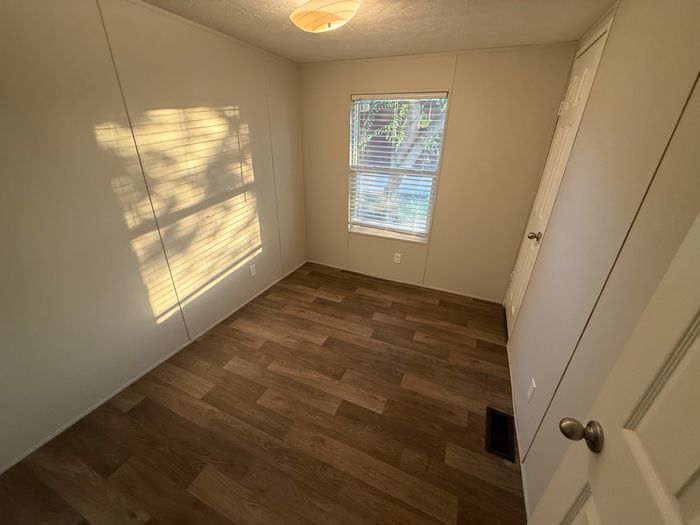 Dry Creek - Unit 39 - Bedroom