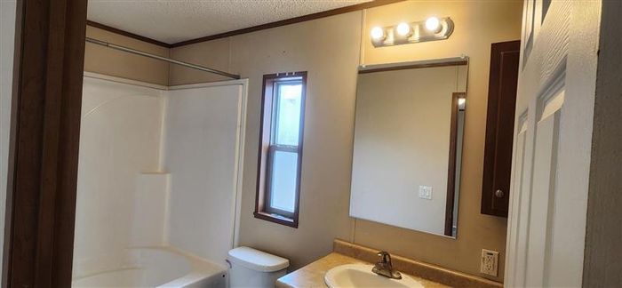 Ravines - Unit 107 - Bathroom