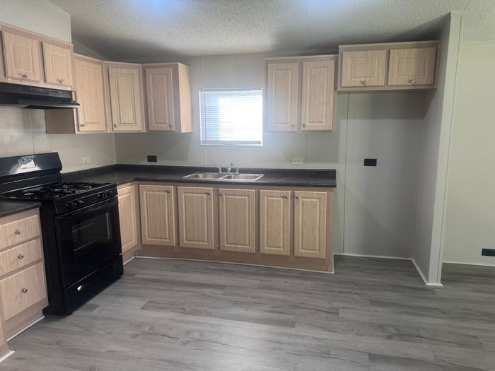 The Orchards/Paradise - Unit 24 - Kitchen