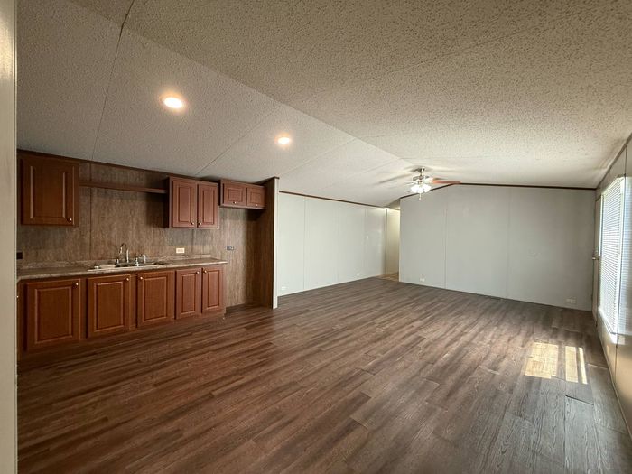 Sleepy Hollow - Unit 23 - Kitchen