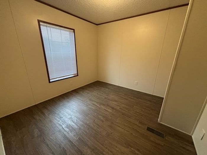 Pasadena MHC - Unit CON3616 - Interior