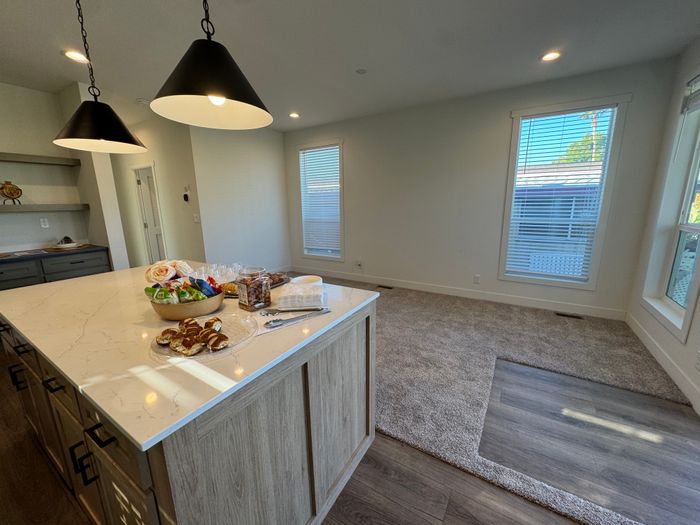 Hidden Springs - Unit 250 - Kitchen