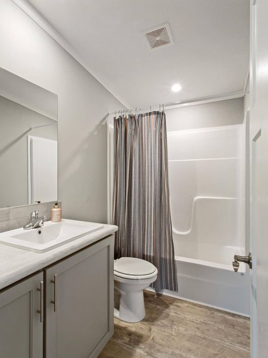 Maple Corner - Unit 73 - Bathroom