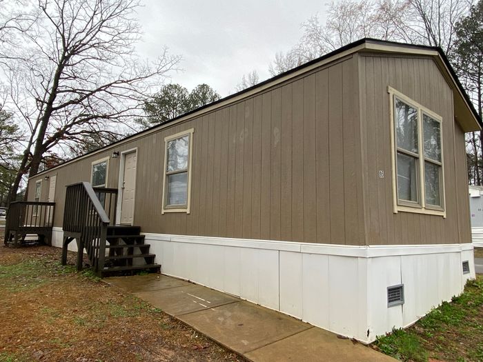 Woodward Estates MHP - Unit 95 - Exterior, Street View