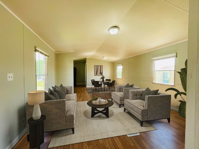Lafayette Park MHP - Unit 106 - Interior