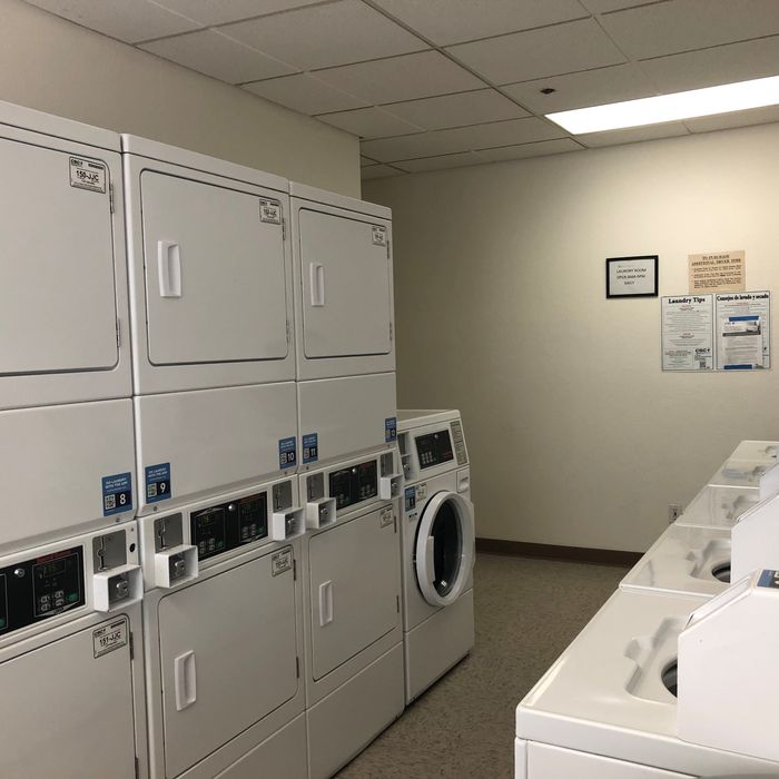 Glenhaven Estates - Unit 135 - Onsite Laundry