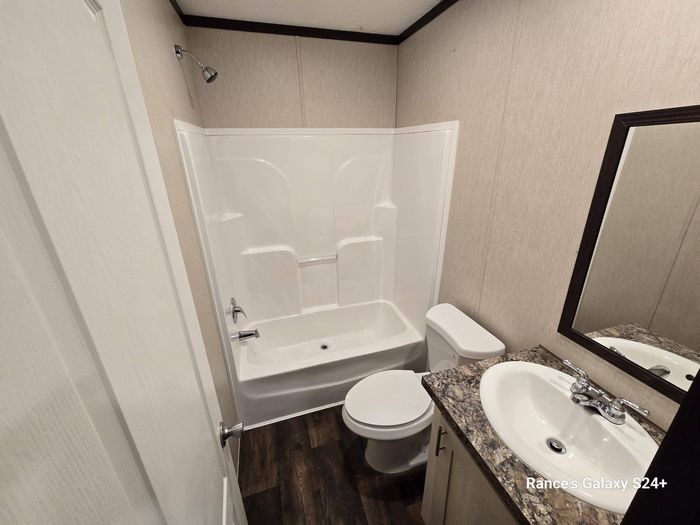 Rolling Hills MHP - Unit 57 - Bathroom