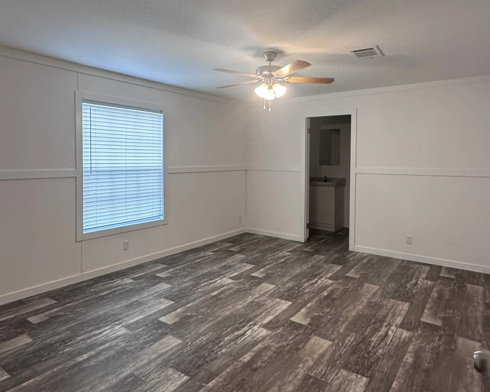 Ridgecrest RV Resort - Unit 6625S - Interior