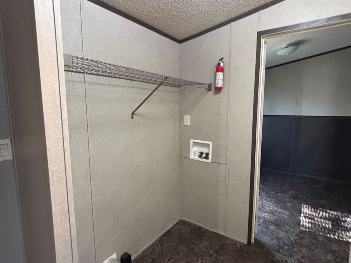 Rio MH - Unit 60 - Entryway