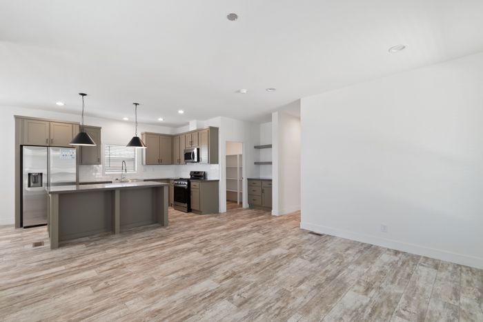 The Lakes at Hemet West - Unit 700 - Interior