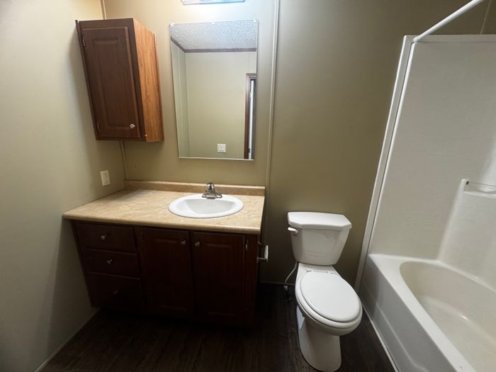 The Orchards/Paradise - Unit 75 - Bathroom