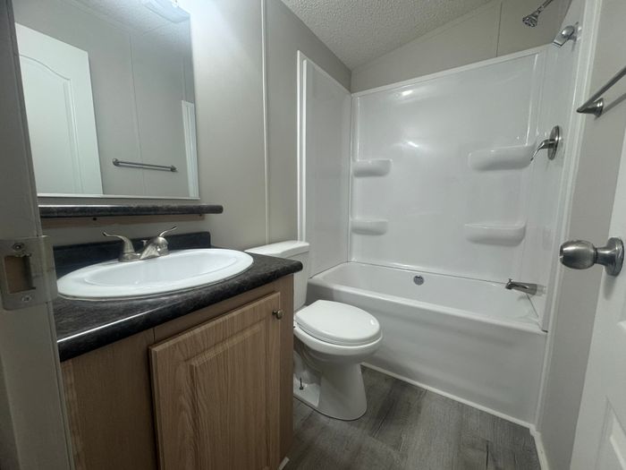 The Orchards/Paradise - Unit 24 - Bathroom