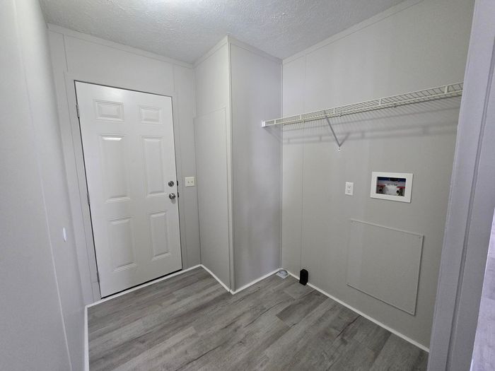 Royal Highlander - Unit SE8419 - Entryway