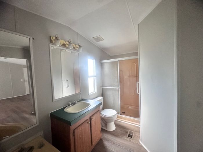 Taylors Creek - Unit 134 - Bathroom