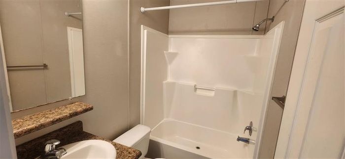 Ravines - Unit 103 - Bathroom