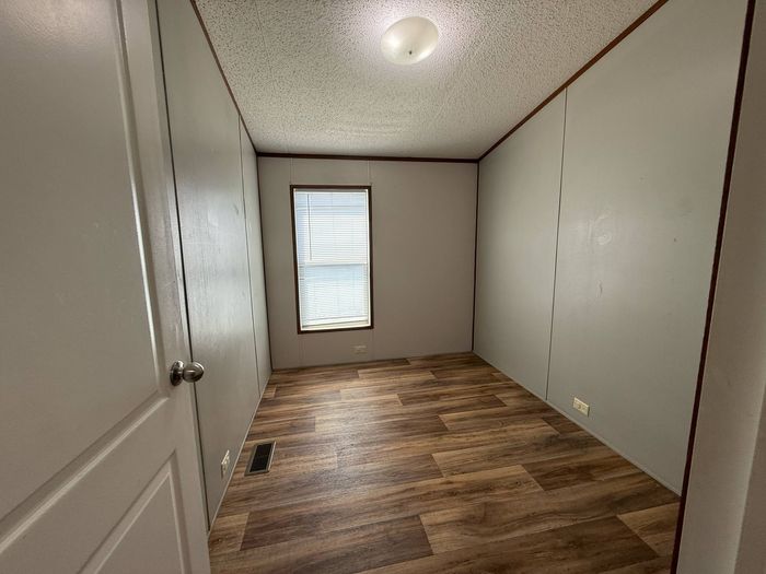 Sleepy Hollow - Unit 23 - Bedroom