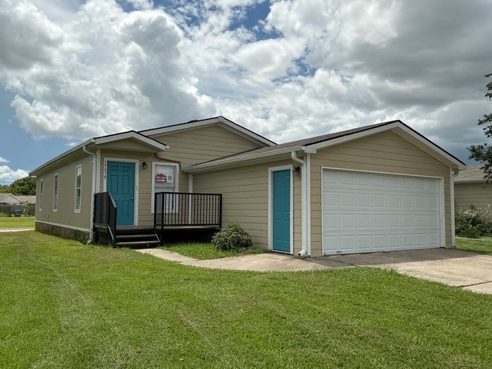Clarke Springs - Unit 15838R - Exterior