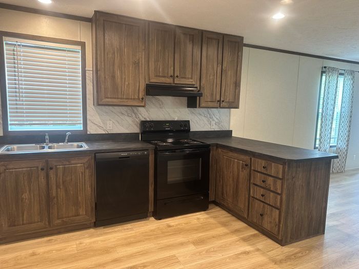 Ashland Heights - Unit 135 - Kitchen