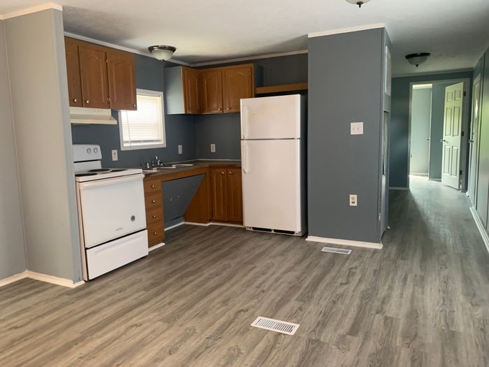 Briar Ridge - Unit 11 - Kitchen