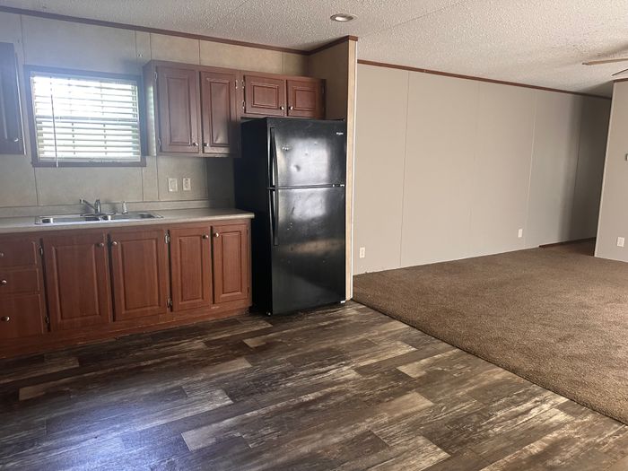 Pasadena MHC - Unit CAS2319 - Kitchen