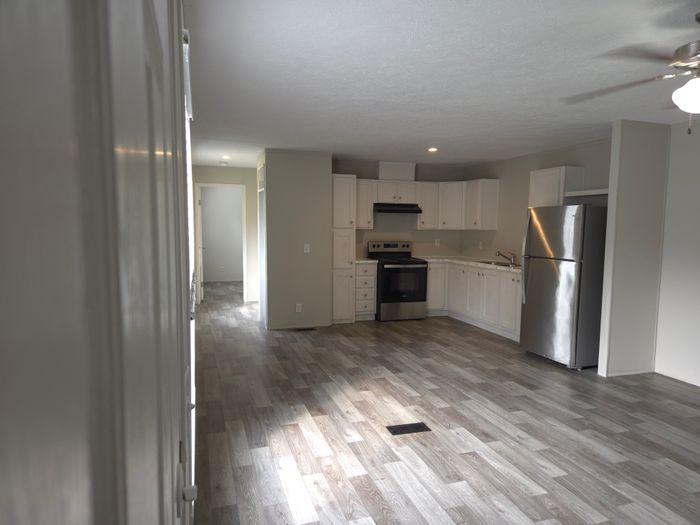 Vermillion MH and RV Park - Unit 219 - Kitchen